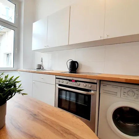 Pokoje Tiger Na Monte Cassino בית אירוח *